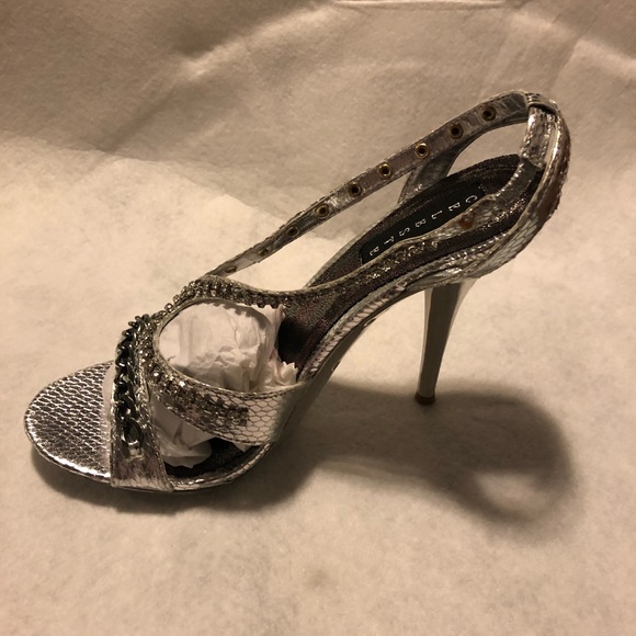 Sold - Picture 5 of 6